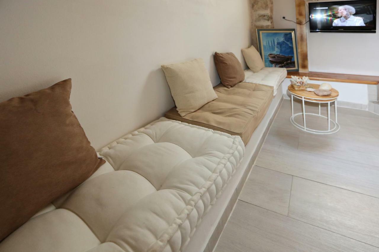 Apartment Tomas Art & Tomas Cave