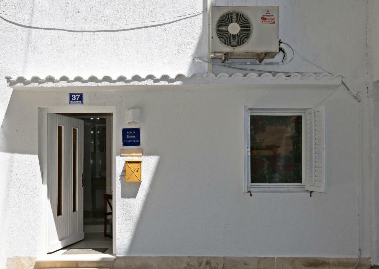 Tomas Art & Tomas Cave Appartement *